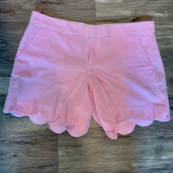 Lilly Pulitzer Pants - Lilly Pulitzer Seersucker Buttercup Shorts — Size 6 — NWT